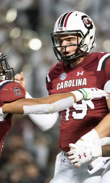 Bentley’s 4 TDs lift South Carolina to 49-9 win over Mocs